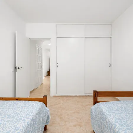 Home2book Prime Location Apartment, Playa Grande Apartament